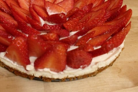 Cliquez pour zoomer ! Tarte aux fraises sans cuisson Thermomix par hassina_2