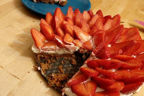 Cliquez pour zoomer ! Tarte aux fraises sans cuisson Thermomix par hassina_2