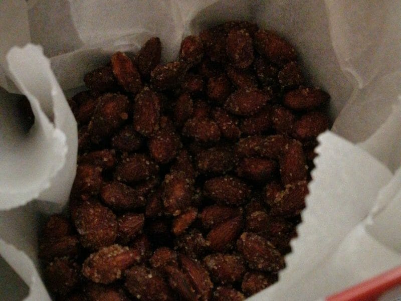 Cliquez pour zoomer ! Amandes grillées à la cannelle et au miel Thermomix par caroll26lap