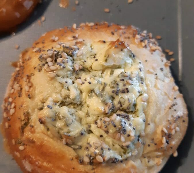 Cliquez pour zoomer ! Poğaça – Petits pains Turcs à la Feta Thermomix par slv🌸