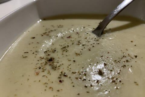 Cliquez pour zoomer ! Velouté de fonds d’artichauts Thermomix par yasmin21