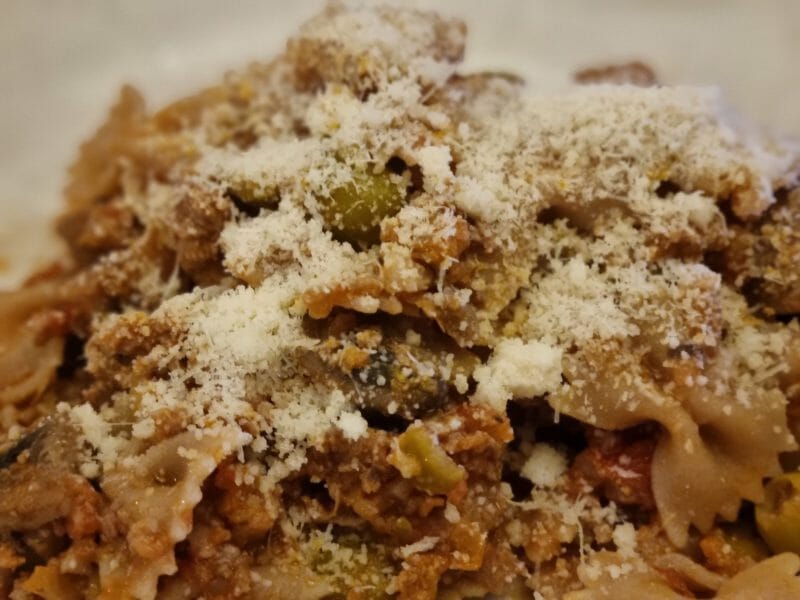 Cliquez pour zoomer ! Farfalle aux chipolatas Thermomix par chocolatine83