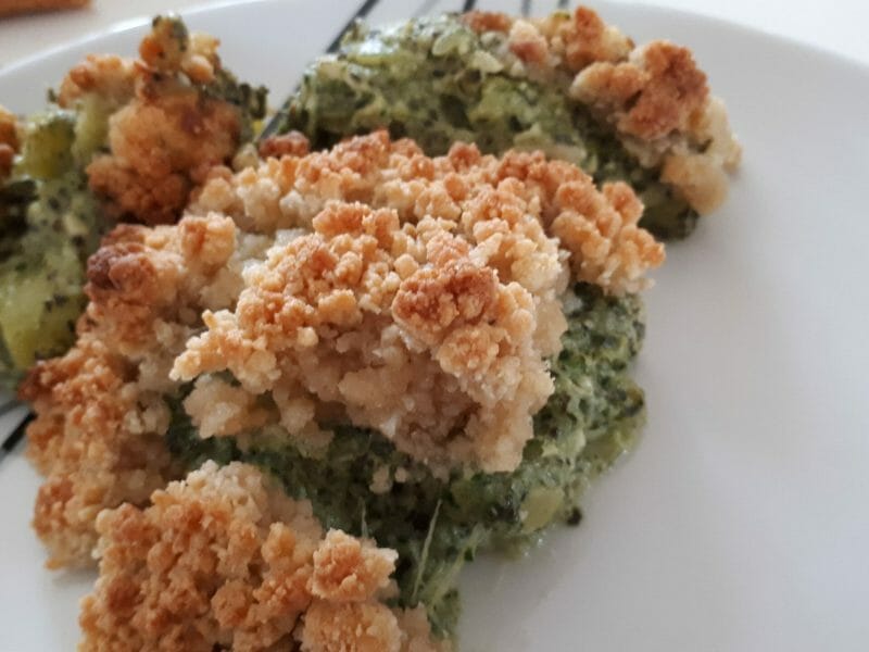 Cliquez pour zoomer ! Crumble courgettes, basilic et parmesan Thermomix par amelie-du-63