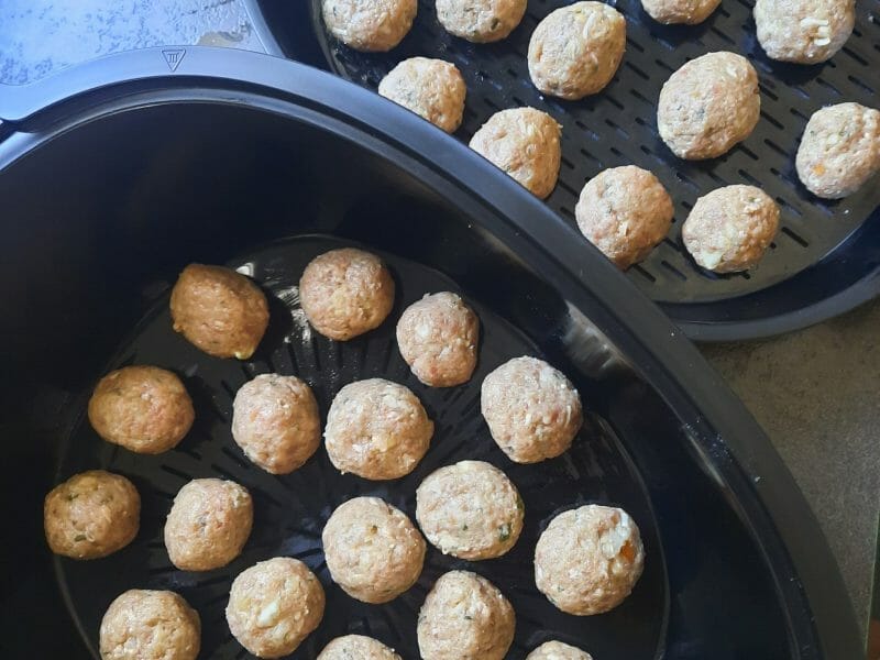 Cliquez pour zoomer ! Boulettes de viandes à la sauce tomate Thermomix par lola_36