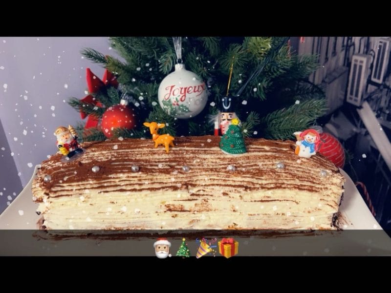 Cliquez pour zoomer ! Bûche vanille praliné Thermomix par sandrinha16