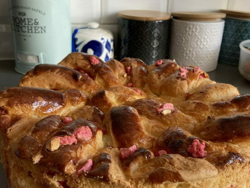 Cliquez pour zoomer ! Brioche aux pralines roses Thermomix par cerise_coconut