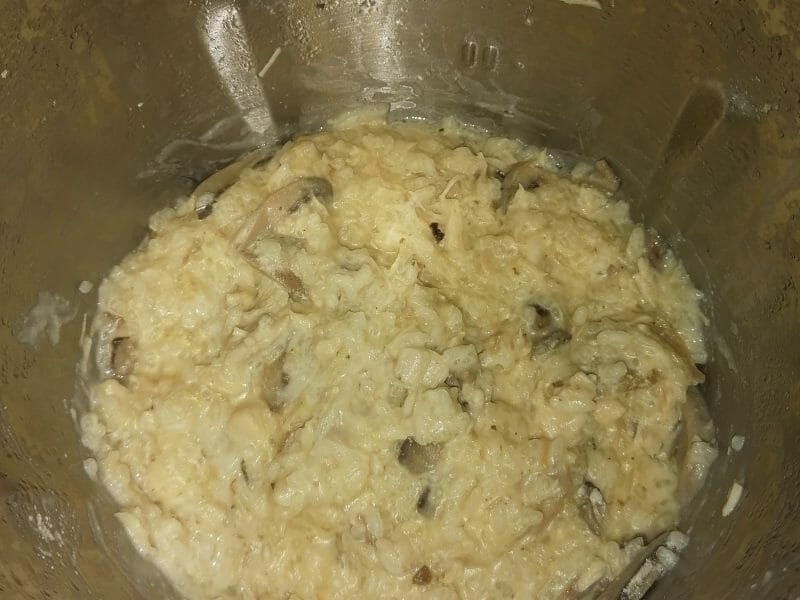 Cliquez pour zoomer ! Risotto poulet et champignons Thermomix par cindy_313