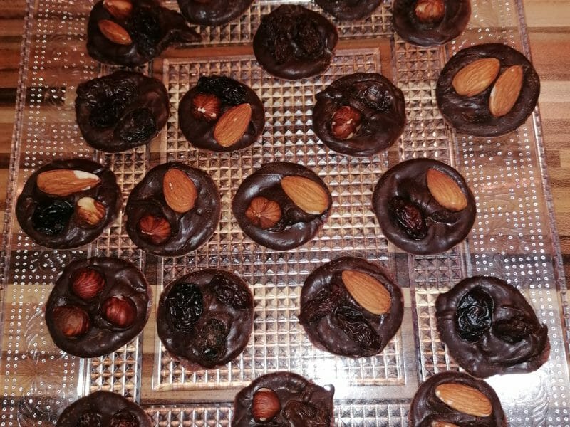 Cliquez pour zoomer ! Mendiants au chocolat Thermomix par jeny-gigi