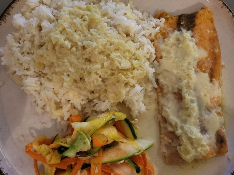 Cliquez pour zoomer ! Saumon sauce curry et tagliatelles de légumes Thermomix par cindybm