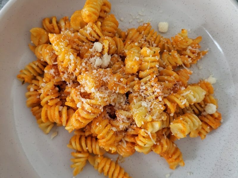 Cliquez pour zoomer ! Pâtes sauce rosée ail et basilic Thermomix par cindybm