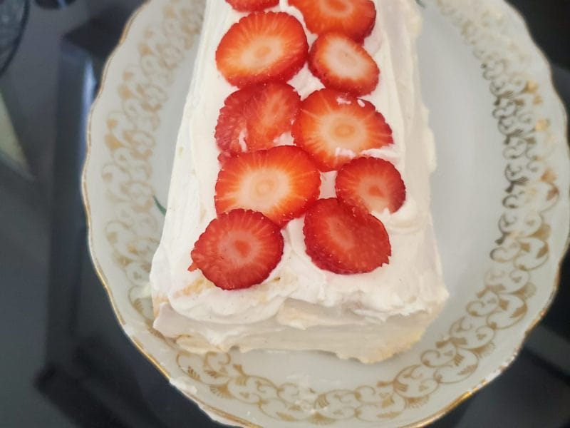 Cliquez pour zoomer ! Fraisier roulé Thermomix par zazeazur