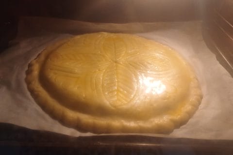 Cliquez pour zoomer ! Galette des rois à la frangipane Thermomix par emma_92