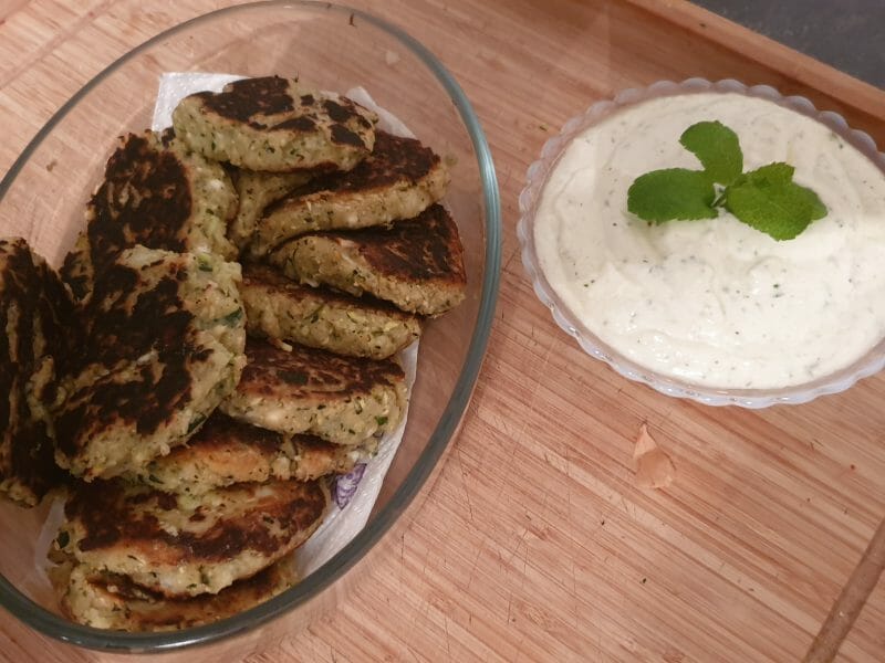 Cliquez pour zoomer ! Galettes de courgettes grecques Thermomix par moi13