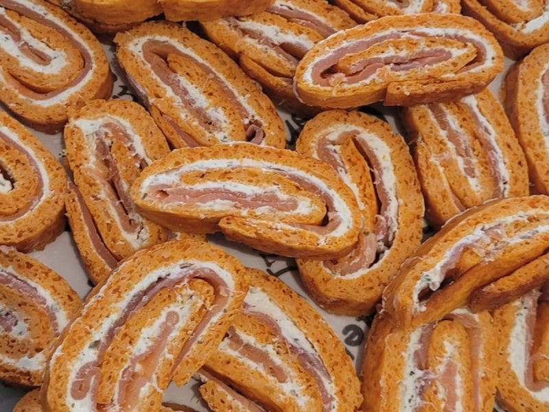 Cliquez pour zoomer ! Roulé à la tomate, saumon et fromage Thermomix par melanie_513