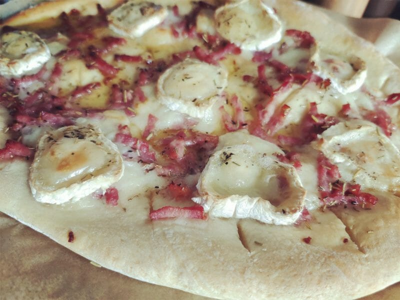 Cliquez pour zoomer ! Fougasse chèvre et lardons Thermomix par juliedad