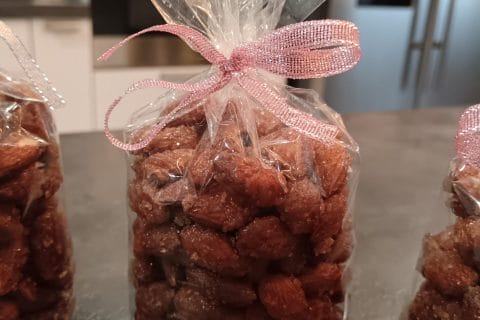 Cliquez pour zoomer ! Amandes grillées à la cannelle et au miel Thermomix par caroline_393
