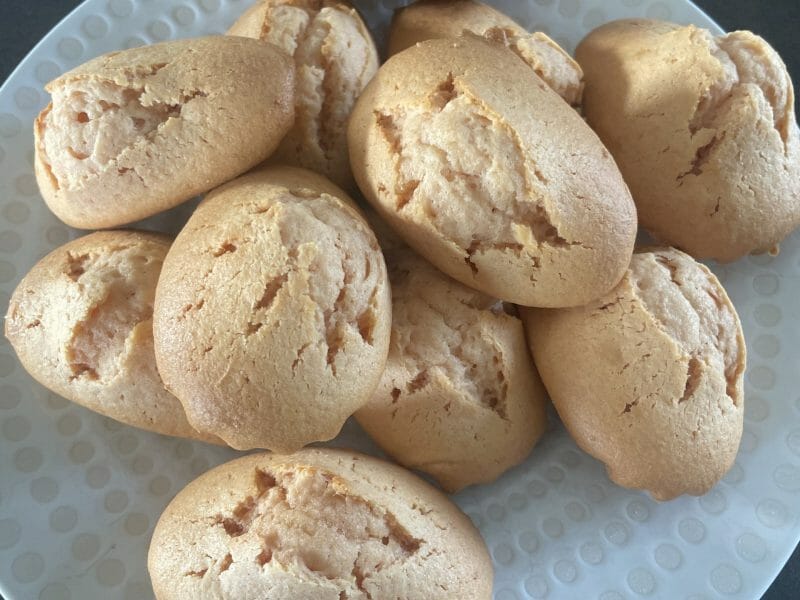 Cliquez pour zoomer ! Madeleines aux biscuits roses de Reims Thermomix par Julie52