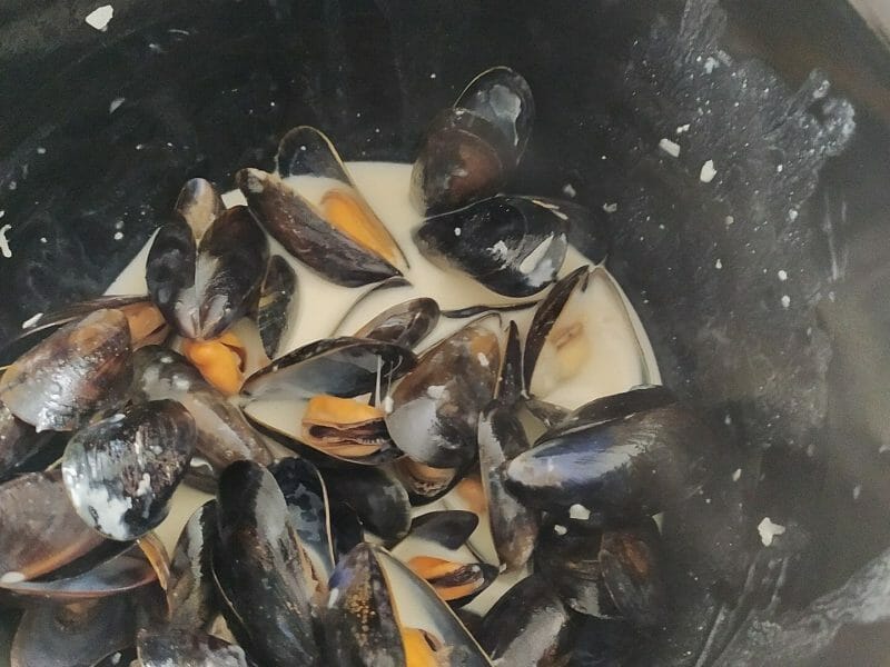 Cliquez pour zoomer ! Moules sauce au roquefort Thermomix par slysly