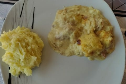 Cliquez pour zoomer ! Poulet à la crème et aux oignons Thermomix par slysly