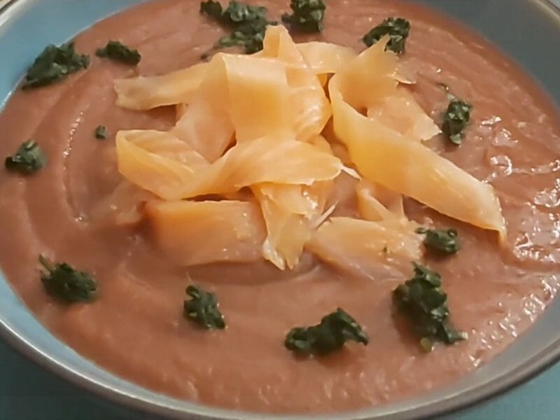Cliquez pour zoomer ! Soupe de betterave au saumon Thermomix par greenangelanne