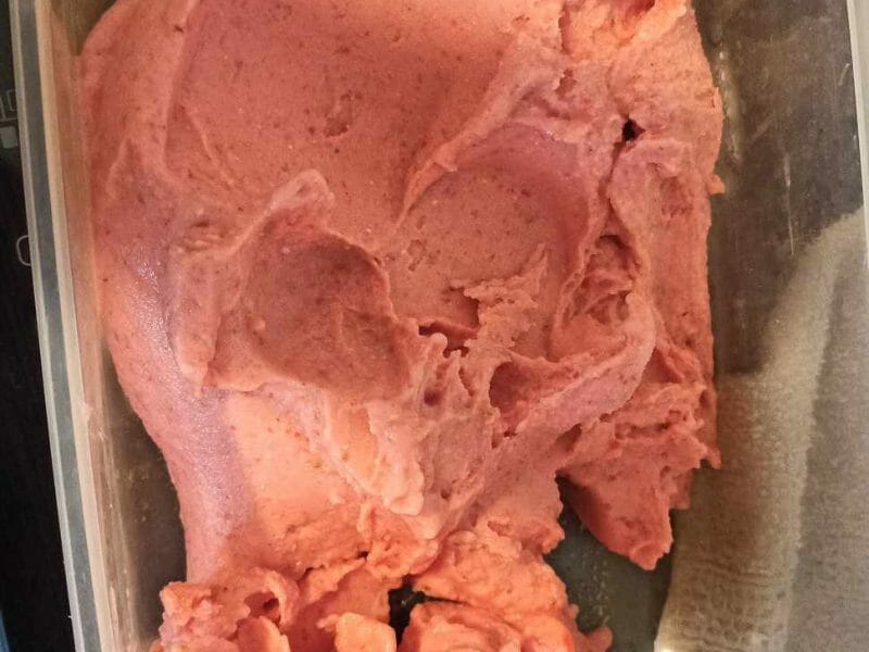 Cliquez pour zoomer ! Glace à la fraise Thermomix par lilye_34