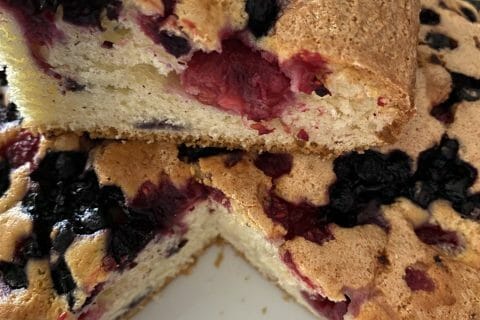 Cliquez pour zoomer ! Bublanina aux fruits rouges Thermomix par Miminefer