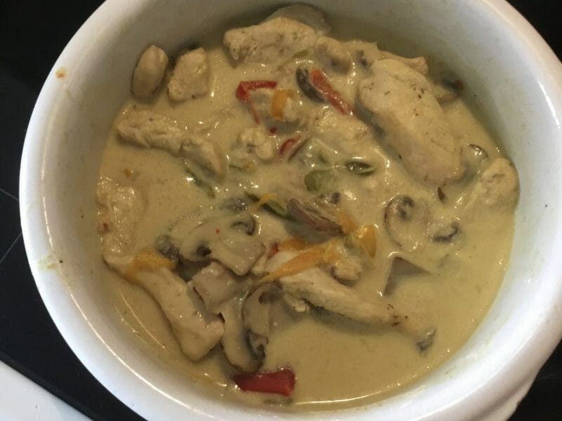 Blancs de poulet sauce moutarde et curry au Thermomix - Cookomix
