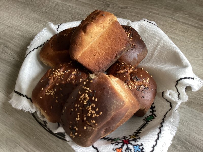 Cliquez pour zoomer ! Petits pains aux dattes Thermomix par Miminefer