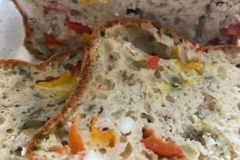 Cliquez pour zoomer ! Cake aux poivrons, fêta et olives Thermomix par Miminefer