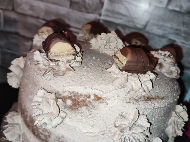 Cliquez pour zoomer ! Layer cake Kinder Bueno Thermomix par mademoisellemariie