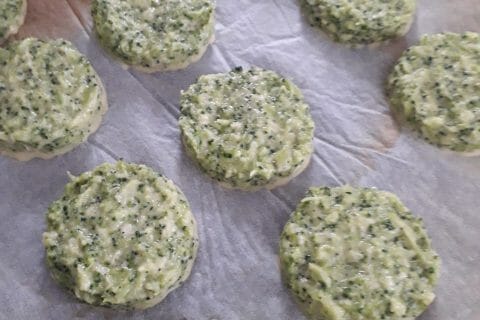 Cliquez pour zoomer ! Galettes de brocolis Thermomix par tissmoune