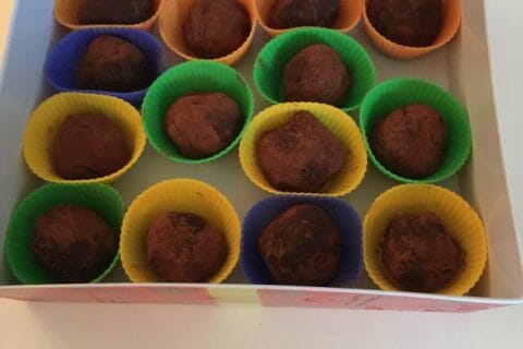 Cliquez pour zoomer ! Truffes au chocolat au Thermomix