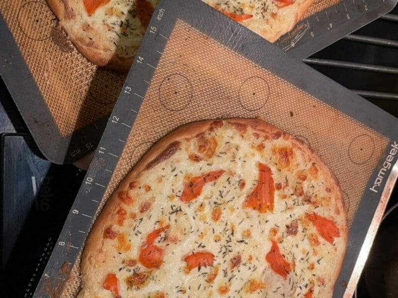 Cliquez pour zoomer ! Pizza au saumon et sauce kiri Thermomix par siham_45