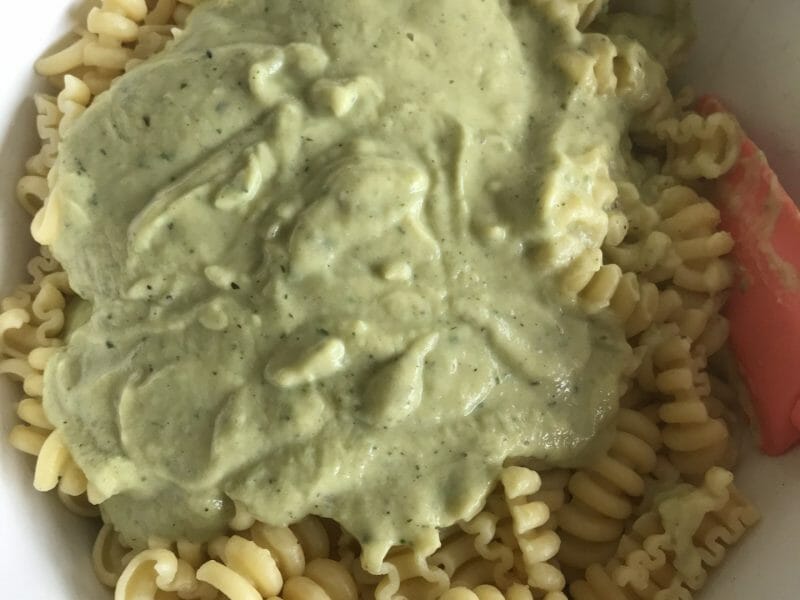 Cliquez pour zoomer ! Farfalle à la crème de courgettes Thermomix par Carlit