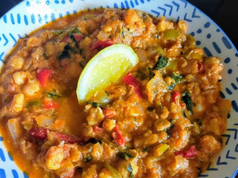 Cliquez pour zoomer ! Mijoté de pois chiches à la tomate, thon et poivrons grillés Thermomix par Corinne B80