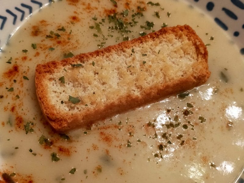 Cliquez pour zoomer ! Velouté à l’oignon et aux pommes de terre Thermomix par Corinne B80