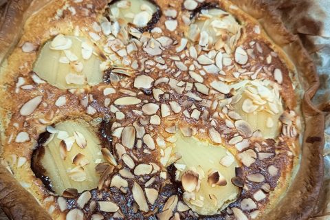 Cliquez pour zoomer ! Tarte aux poires sur lit de chocolat Thermomix par Corinne B80