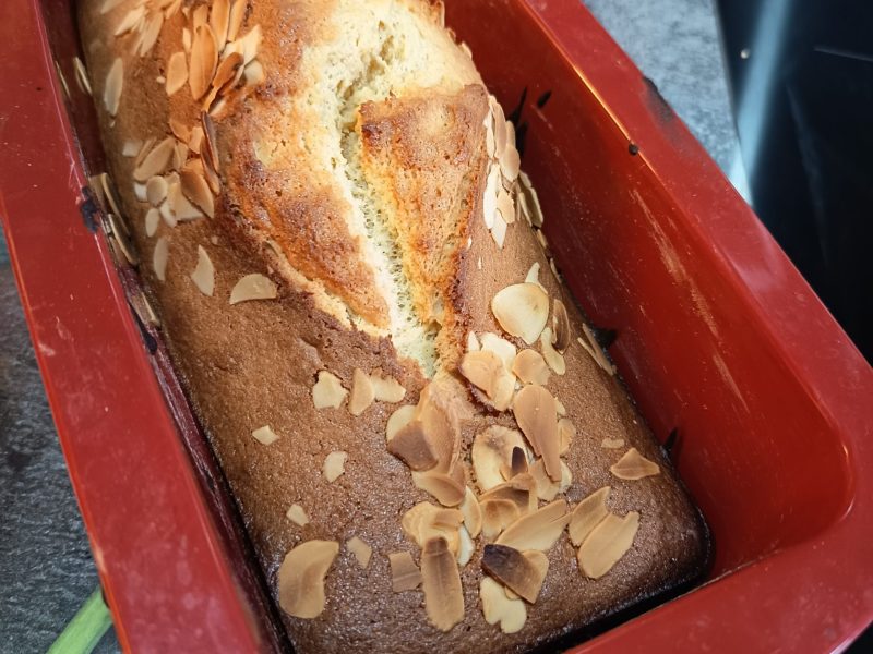 Cliquez pour zoomer ! Cake aux amandes Thermomix par Corinne B80