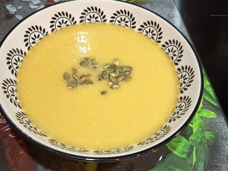 Cliquez pour zoomer ! Velouté de chou vert Thermomix par Corinne B80