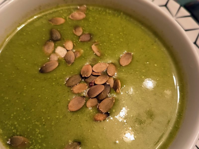 Cliquez pour zoomer ! Velouté aux fanes de radis Thermomix par Corinne B80