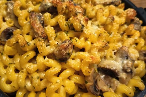 Cliquez pour zoomer ! Gratin de pennes aux champignons Thermomix par Corinne B80