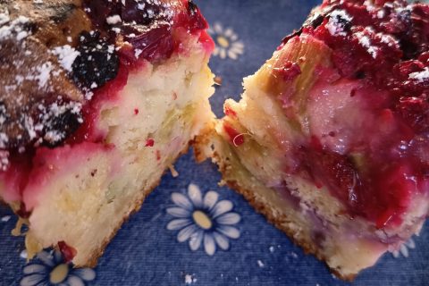 Cliquez pour zoomer ! Bublanina aux fruits rouges Thermomix par Corinne B80