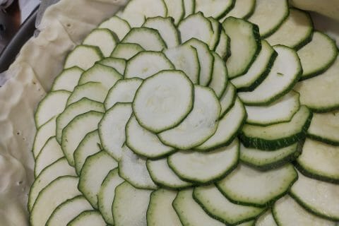 Cliquez pour zoomer ! Tarte courgettes, chèvre et pignons de pin Thermomix par Corinne B80