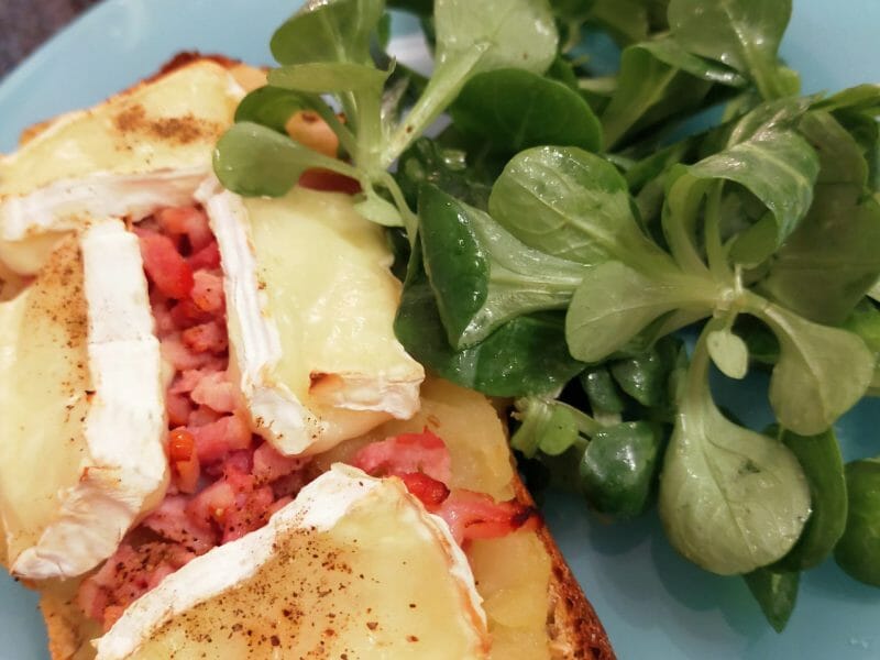 Cliquez pour zoomer ! Tartines normandes pommes et camembert Thermomix par Corinne B80