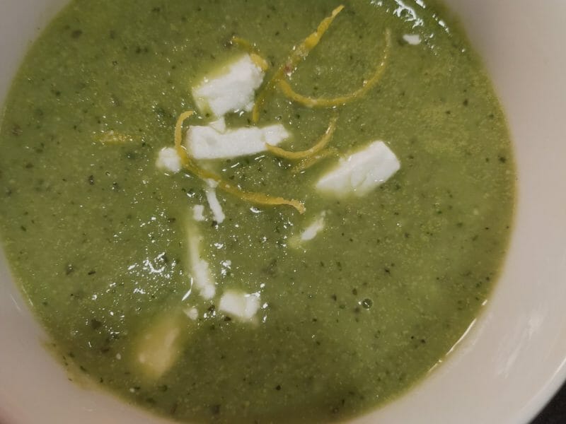 Cliquez pour zoomer ! Velouté de courgettes, petits pois et basilic Thermomix par Corinne B80