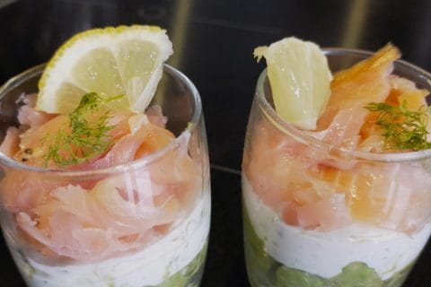 Cliquez pour zoomer ! Verrines saumon avocat Thermomix par Corinne B80
