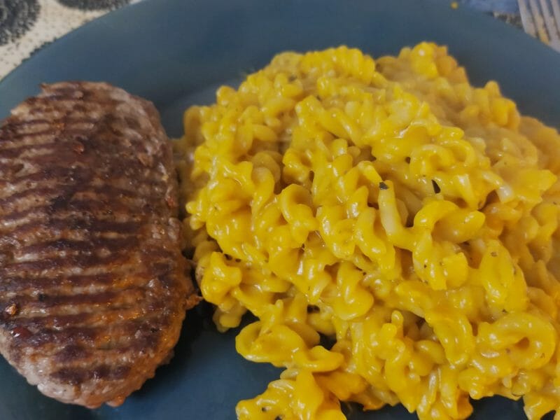 Cliquez pour zoomer ! Fusilli à la crème de potimarron et gorgonzola Thermomix par Corinne B80