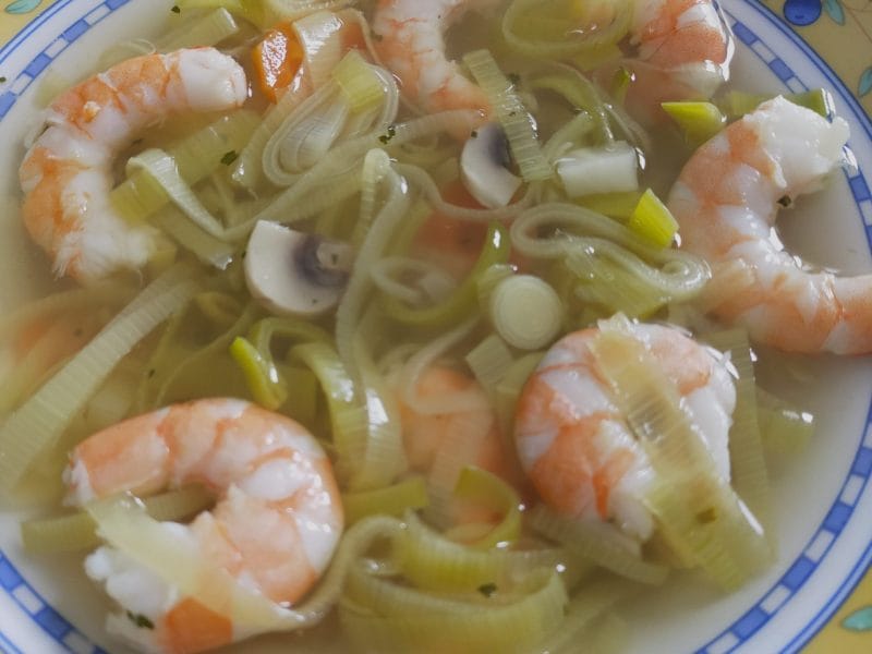 Cliquez pour zoomer ! Bouillon Chinois, poulet et poireaux Thermomix par Corinne B80