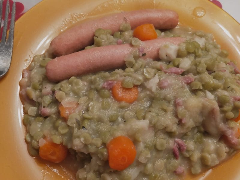 Cliquez pour zoomer ! Mitonnée de pois cassés aux saucisses Thermomix par Corinne B80