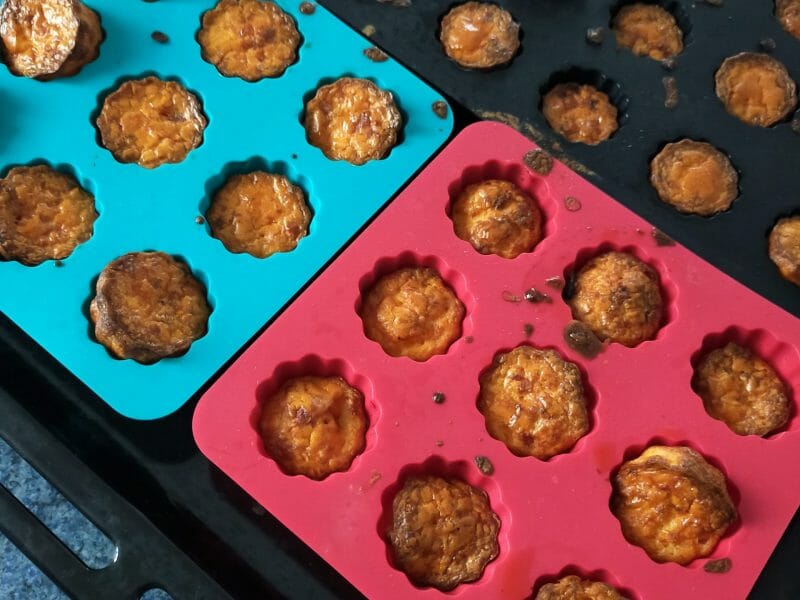 Cliquez pour zoomer ! Mini cannelés chorizo comté Thermomix par Corinne B80